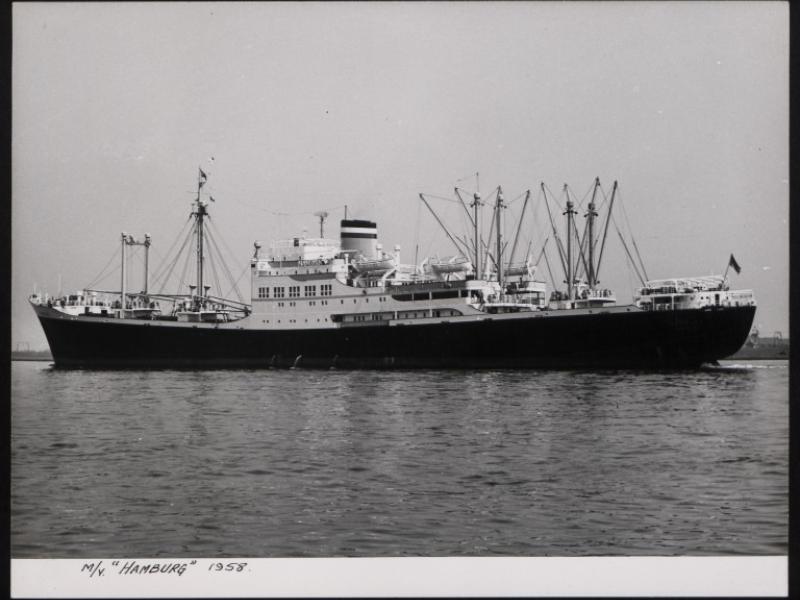 Photograph Of Hamburg Hamburg Amerika Line National Museums Liverpool