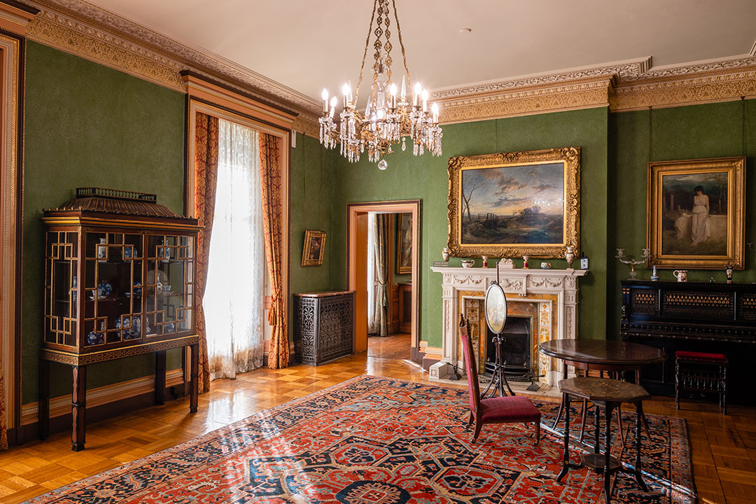 living room in victorian home