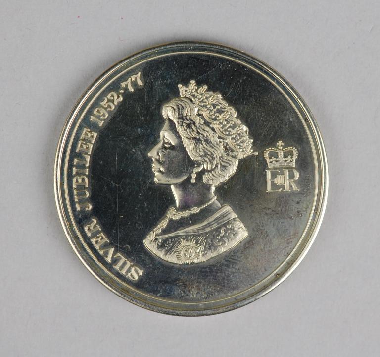 Commemorative Medal - HM Queen Elizabeth II Silver Jubilee, 1977 card