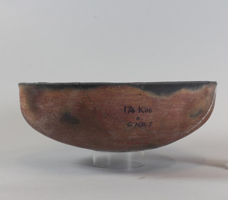 Black Topped Bowl card