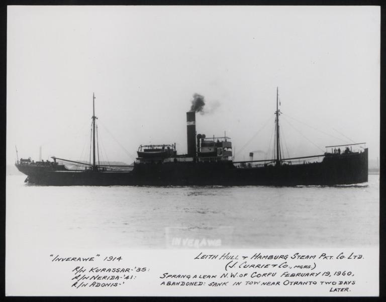 Photograph of Invarawe, J Currie and Company card