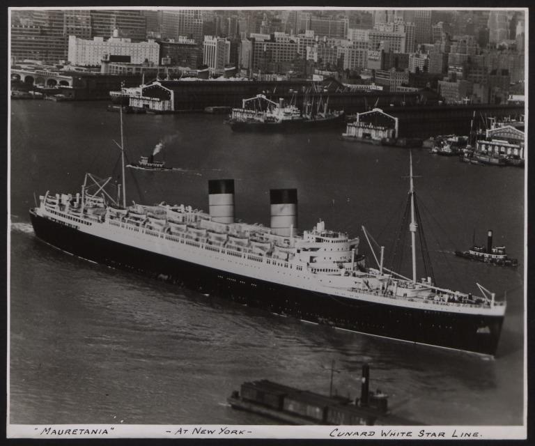 Photograph of Mauretania, Cunard White Star Line card