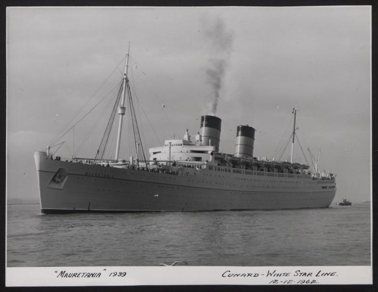 Photograph of Mauretania, Cunard White Star Line card