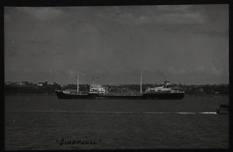 Photograph of Sirefjell (ex Picardie, Kollgrim), Olsen and Ugelstad card
