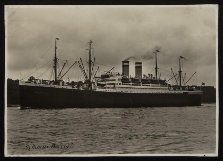 Photograph of Albert Ballin (r/n Hansa, Sovietsky Sovus), Hamburg Amerika Line card