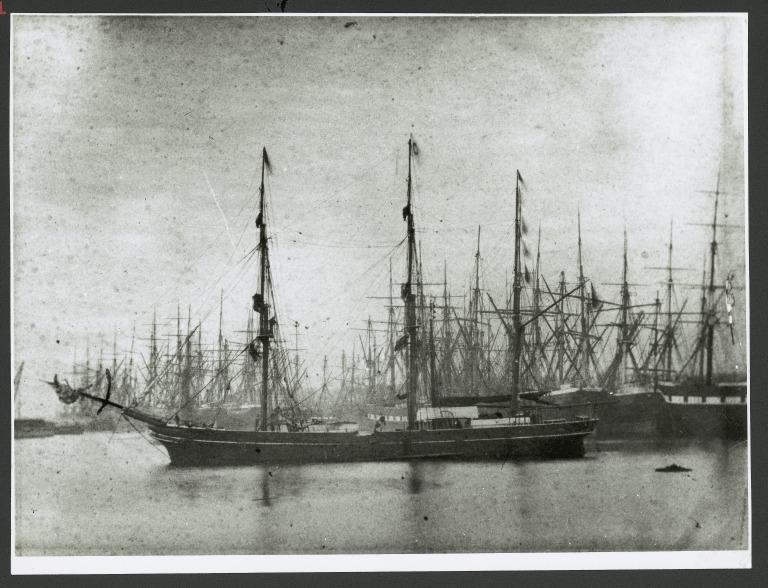 Photograph of Unidentified sailing vessels card