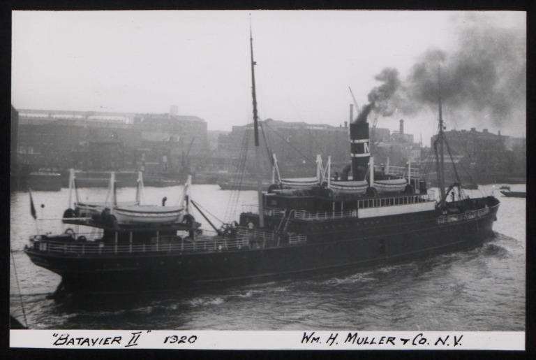 Photograph of Batavier II, W H Muller and Co card