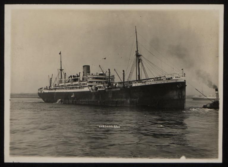 Photograph of Hobsons Bay (r/n Esperance Bay), George Thompson and Co card