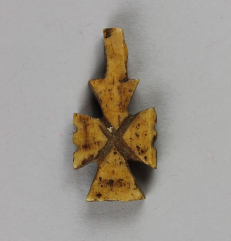 Crucifix Pendant card