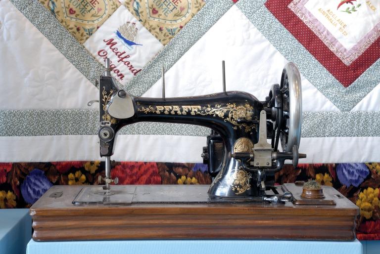 Sewing Machine card