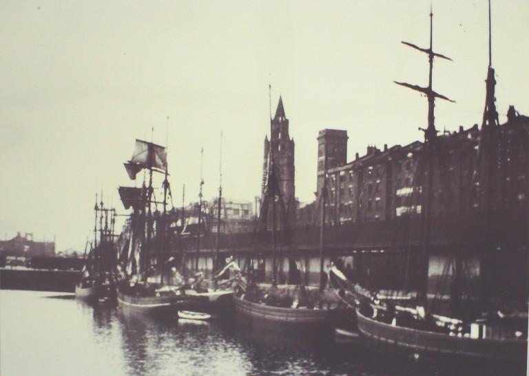 Photograph of Georges Dock card