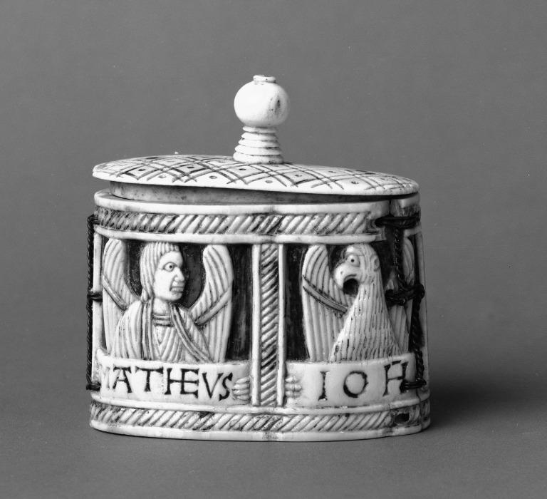 Box carved with symbols of Four Evangelists card