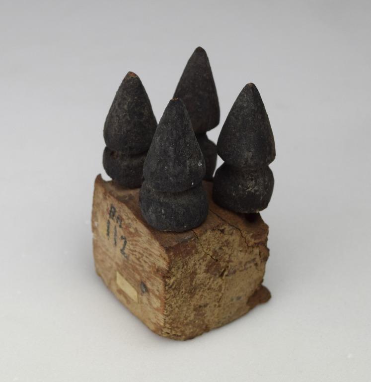 Model of Four Jars card