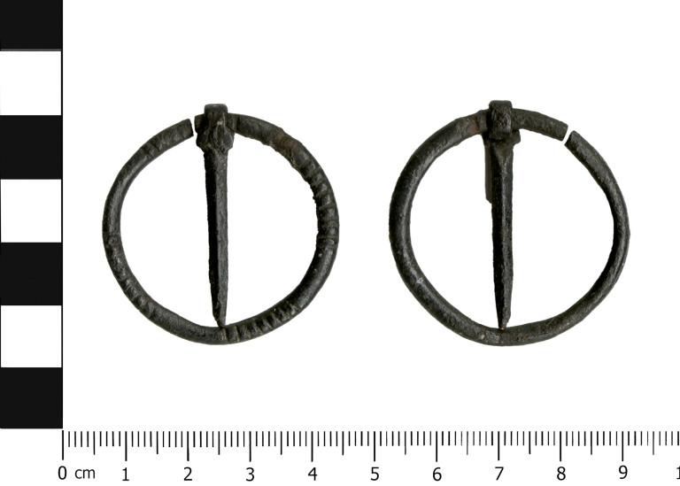 Annular brooch online