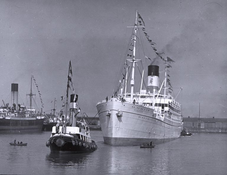 SS Vandyck, Lamport and Holt card