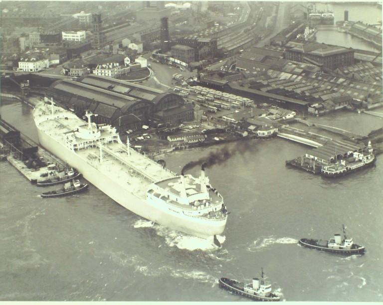 Photograph of Sepia, Vittoria Dock, Birkenhead, Shell Oil Tankers card