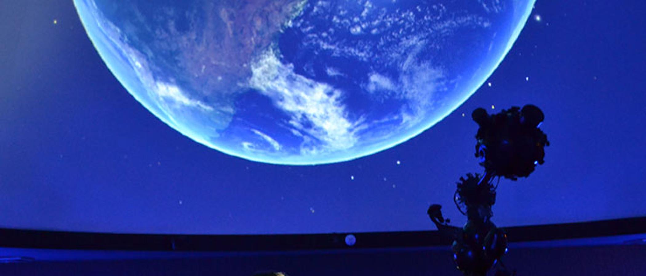 bsl-interpreted-planetarium-shows-national-museums-liverpool